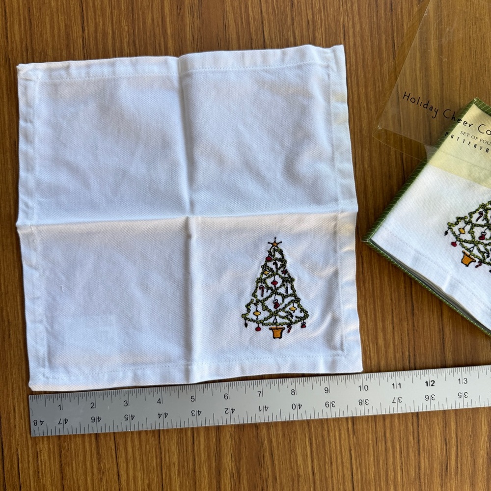 Vintage Pottery Barn Christmas Tree Napkins Cotton Set of 4 NIB